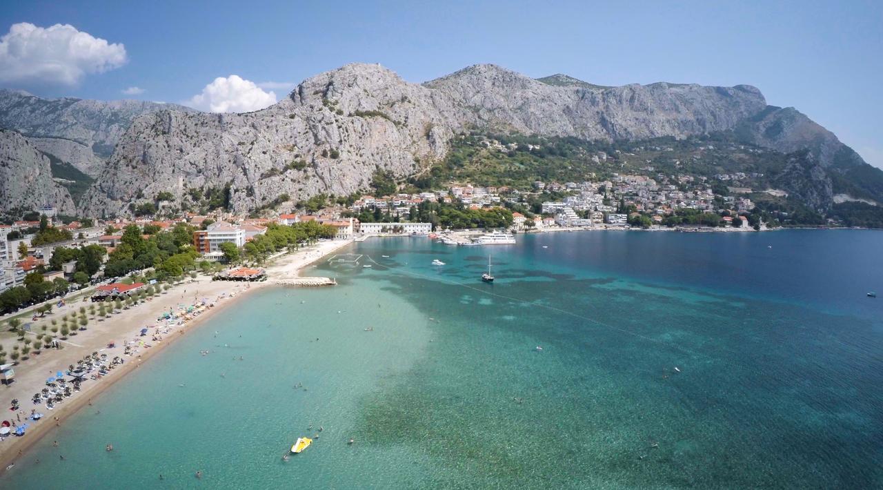 Apartment Omis Holiday Eksteriør bilde